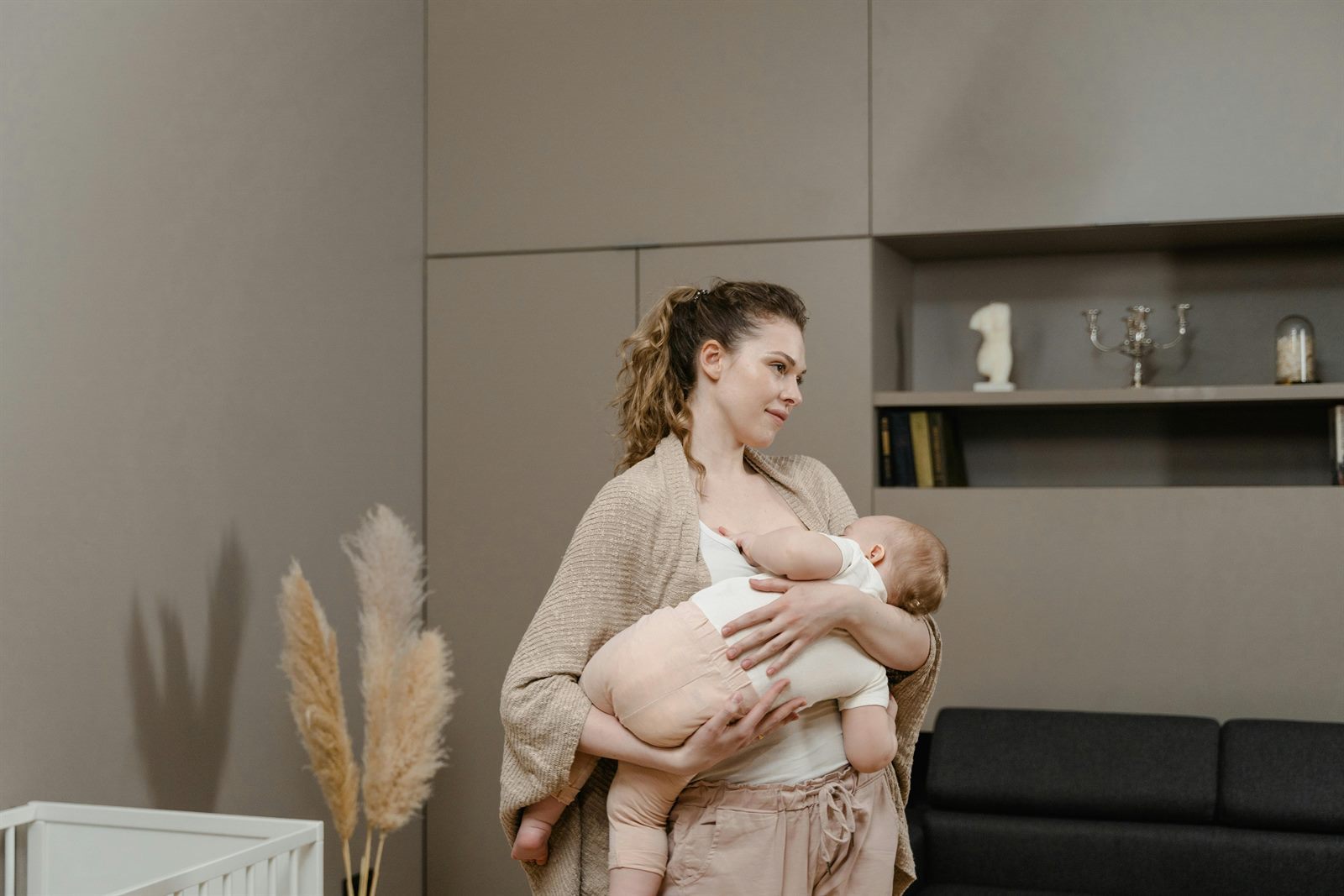 Pregnancy and breastfeeding support